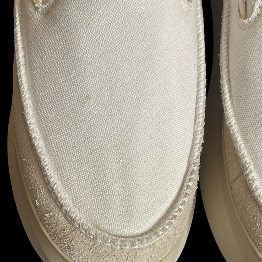 Ugg Marin Slip On Platform  Cream Canvas Shoes size‎ 9.5